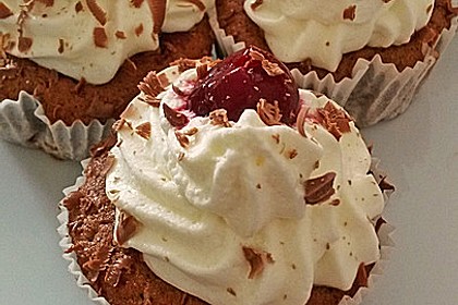 Schwarzwälder Kirsch Cupcakes 114