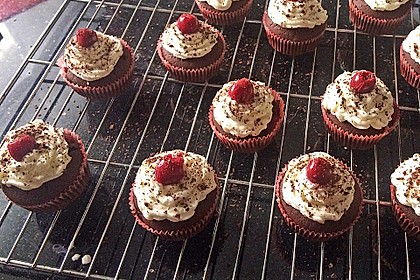 Schwarzwälder Kirsch Cupcakes 99