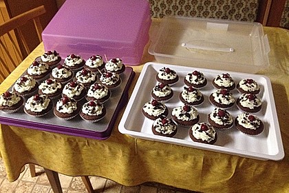 Schwarzwälder Kirsch Cupcakes 169