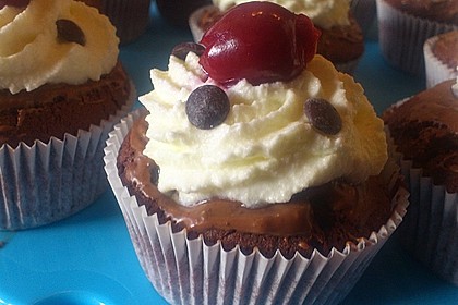 Schwarzwälder Kirsch Cupcakes 142