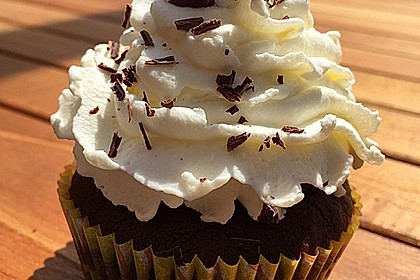 Schwarzwälder Kirsch Cupcakes 5