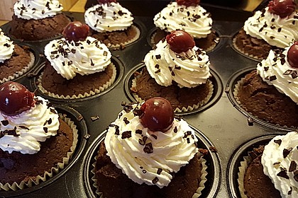 Schwarzwälder Kirsch Cupcakes 91