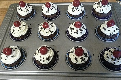 Schwarzwälder Kirsch Cupcakes 131