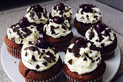 Schwarzwälder Kirsch Cupcakes 93