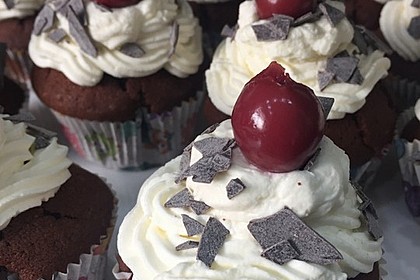 Schwarzwälder Kirsch Cupcakes 117