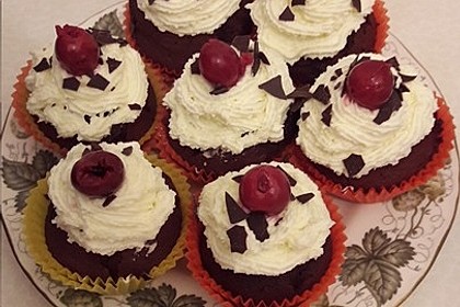 Schwarzwälder Kirsch Cupcakes 129