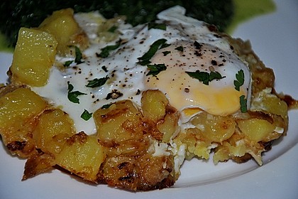 Bratkartoffeln mit Ei und Käse 10