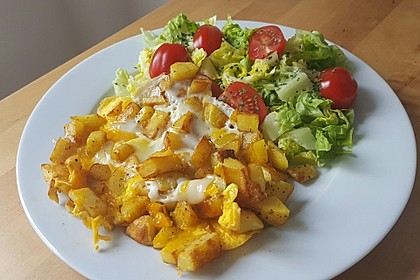 Bratkartoffeln mit Ei und Käse 1