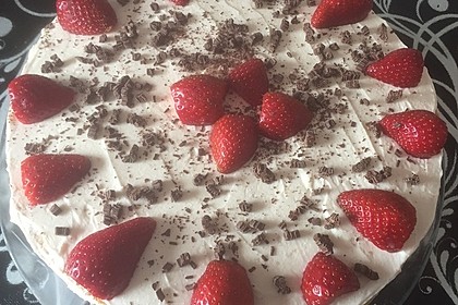 Schnelle Erdbeer - Mascarpone - Torte 11