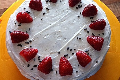 Schnelle Erdbeer - Mascarpone - Torte 10