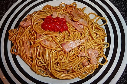Gebratene chinesische Nudeln