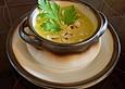 Curry - Rahmsuppe mit Mandelbl&auml;ttchen