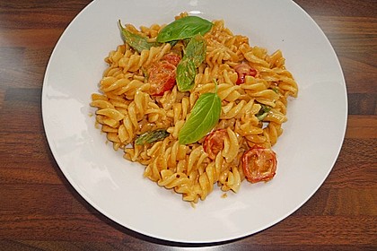 Spaghetti mit einer Tomaten - Brunch - Sauce 12
