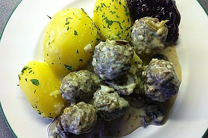 K&ouml;ttbullar mit Champignon-Rahmsauce 10