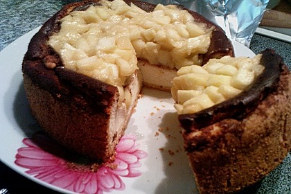 K&auml;sekuchen mit Apfelkompott 1