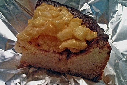 K&auml;sekuchen mit Apfelkompott 4