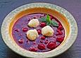 Kirschsuppe mit Grie&szlig;kl&ouml;&szlig;chen