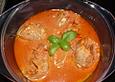 Fischr&ouml;llchen in Tomatensauce