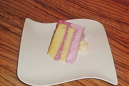 Brombeer - Quark - Torte 7