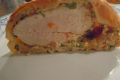 Saftige H&auml;hnchenbrust im Bl&auml;tterteig 4