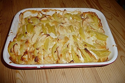 Kartoffel-Apfel-Auflauf mit Camembert 2