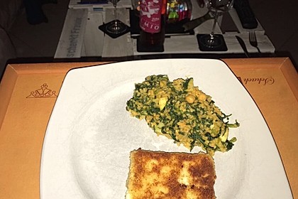 Couscous mit Zucchini, Kichererbsen und Blattspinat 14