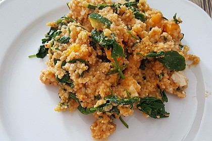 Couscous mit Zucchini, Kichererbsen und Blattspinat 16