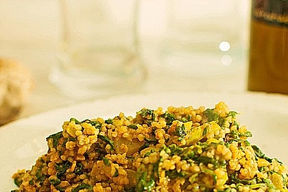Couscous mit Zucchini, Kichererbsen und Blattspinat 3