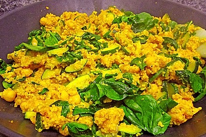 Couscous mit Zucchini, Kichererbsen und Blattspinat 2
