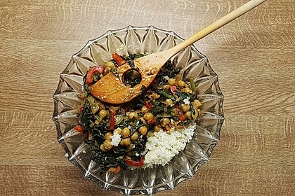 Couscous mit Zucchini, Kichererbsen und Blattspinat 9