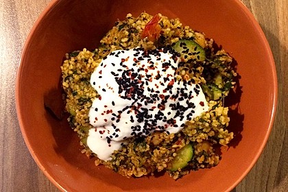 Couscous mit Zucchini, Kichererbsen und Blattspinat 15