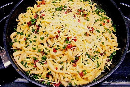 Käsespätzle mit Speck 5