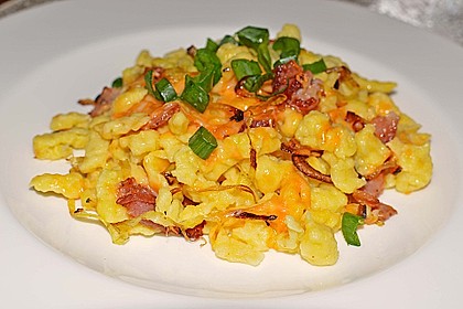 Käsespätzle mit Speck 4