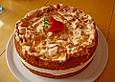 Erdbeertorte mit Mandelbaiser