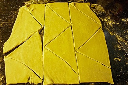 Croissants und Pains au chocolat 30