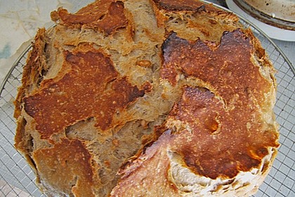 Rustikales Brot im Bräter 63