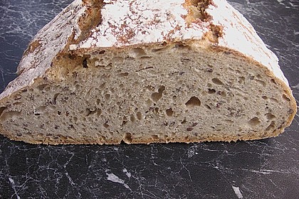 Rustikales Brot im Bräter 43