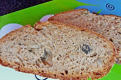 Rustikales Brot im Bräter 97
