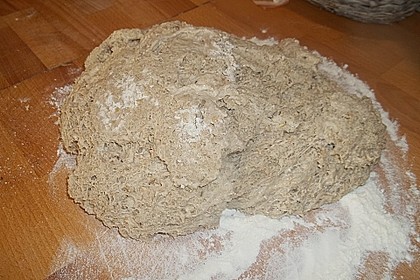 Rustikales Brot im Bräter 117