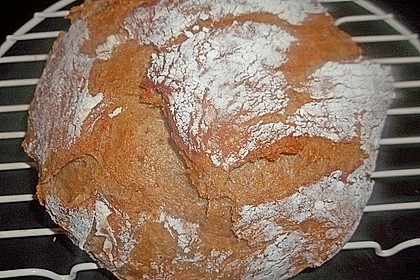 Rustikales Brot im Bräter 96