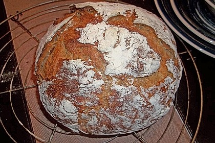 Rustikales Brot im Bräter 13