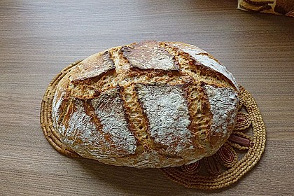 Rustikales Brot im Bräter 42