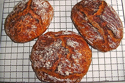 Rustikales Brot im Bräter 45
