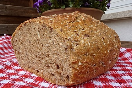 Rustikales Brot im Bräter 56