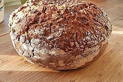 Rustikales Brot im Bräter 24