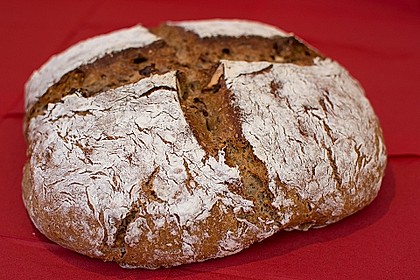Rustikales Brot im Bräter 36