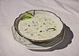 Kalte ungarische Gurkensuppe mit Dill