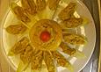 S&uuml;&szlig;kartoffel-Avocado P&uuml;ree in Paprika-Gem&uuml;seblume