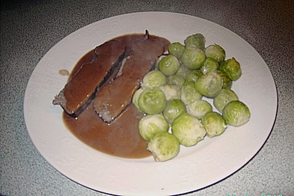 Wildbraten in Rotwein-Preiselbeersauce mit Bandnudeln 5