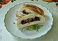 Hefekuchen mit Pflaumenf&uuml;llung